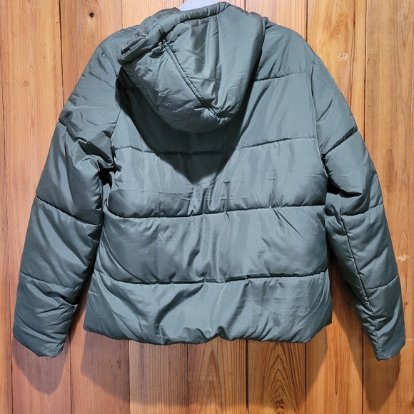 Green Hooded Puffer Coat - Picture 6 of 16